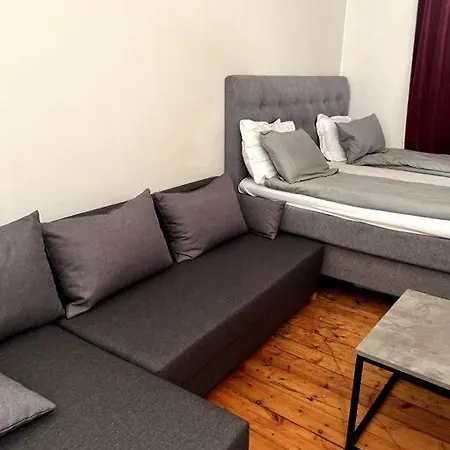 Appartement Lovely Private In By Royal Palace At