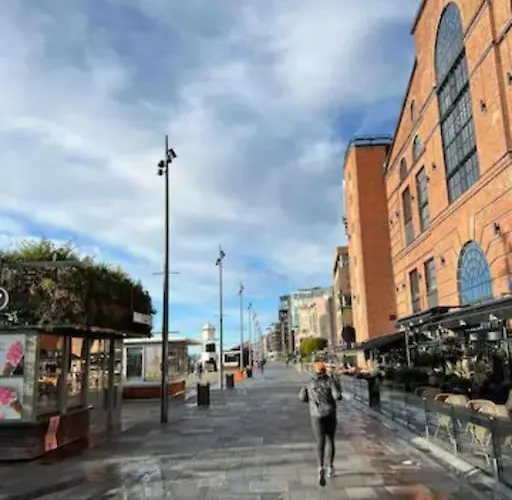 Διαμέρισμα Lovely Private In By Royal Palace At