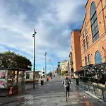 Daire Lovely Private In By Royal Palace At