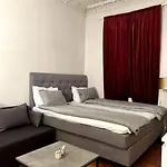 Lovely Private In By Royal Palace At Daire Oslo
