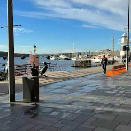 Lovely Private In By Royal Palace At